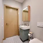 Premium 1br Historic Building 5 Min Old Town * Riga