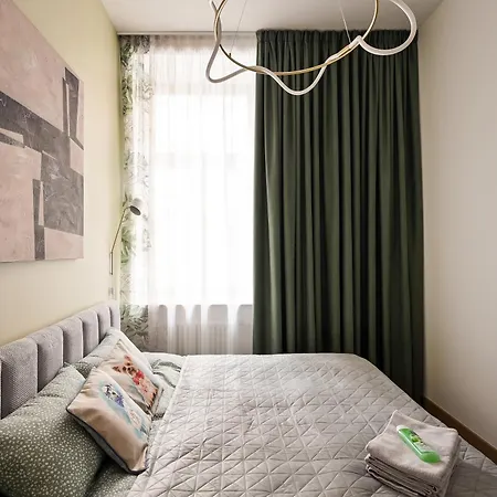 Premium 1br Historic Building 5 Min Old Town * Riga